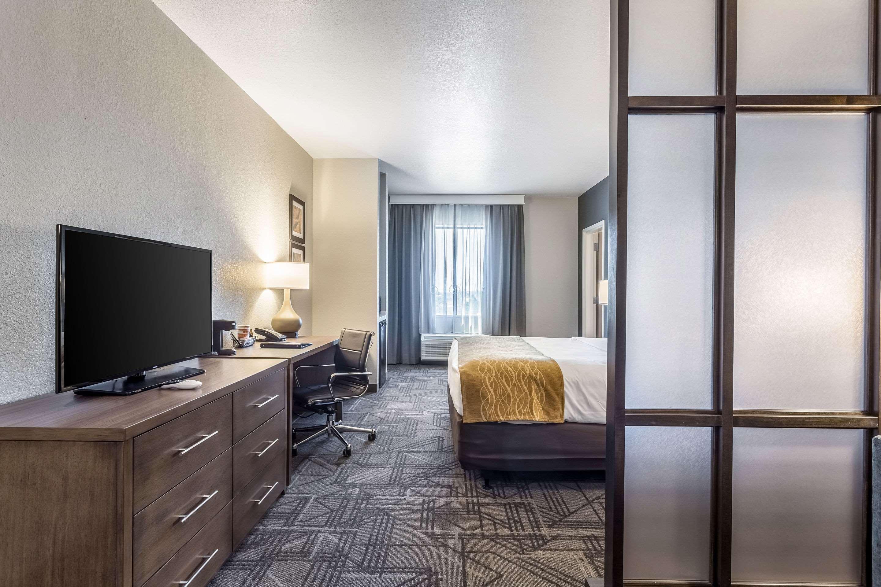 Comfort Inn & Suites Salt Lake City Airport Exterior foto